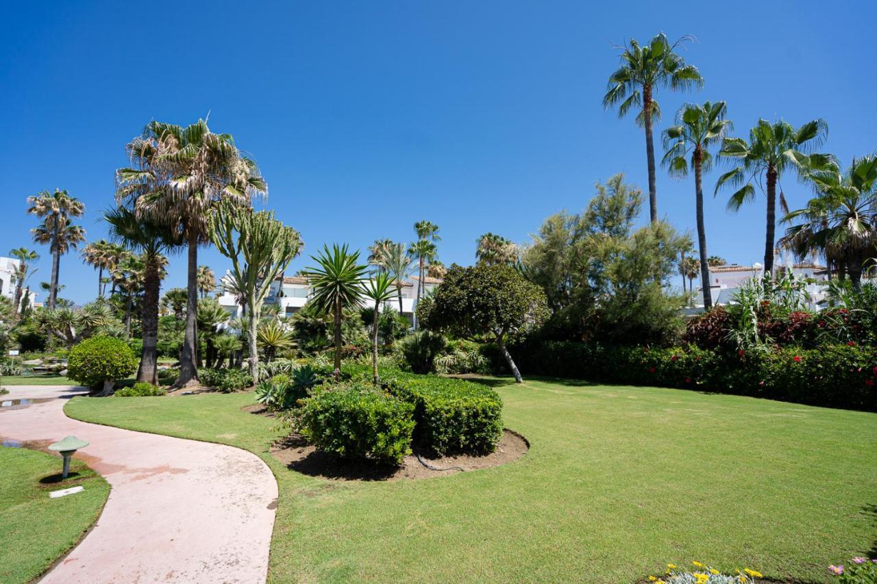 Costalita Beach Apartment Estepona Esterno foto